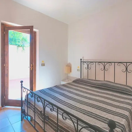 In Costa Paradiso, With Private Outdoor Area Apart-hotel