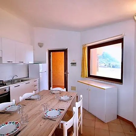 In Costa Paradiso, With Private Outdoor Area 3* Costa Paradiso
